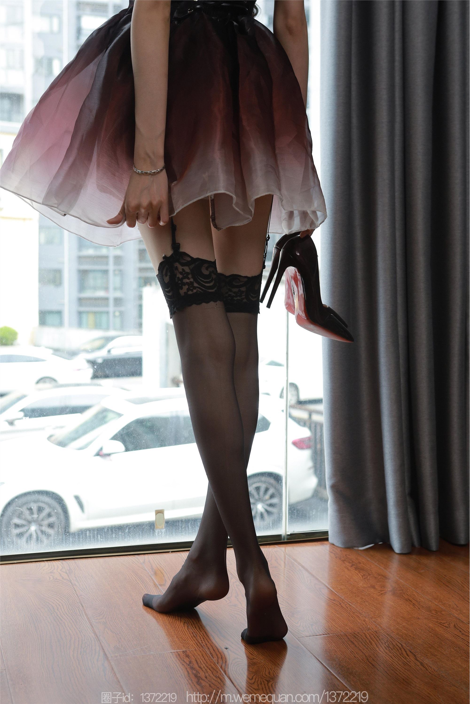 IESS异思趣向  2023.04.30 丝享家 1437 团团 《黑色吊带袜》